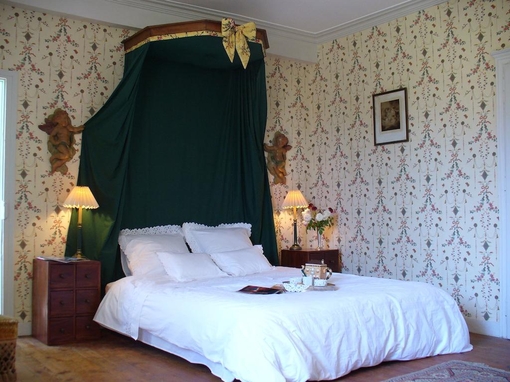 Bed & Breakfast Chateau Des Lutz Daon